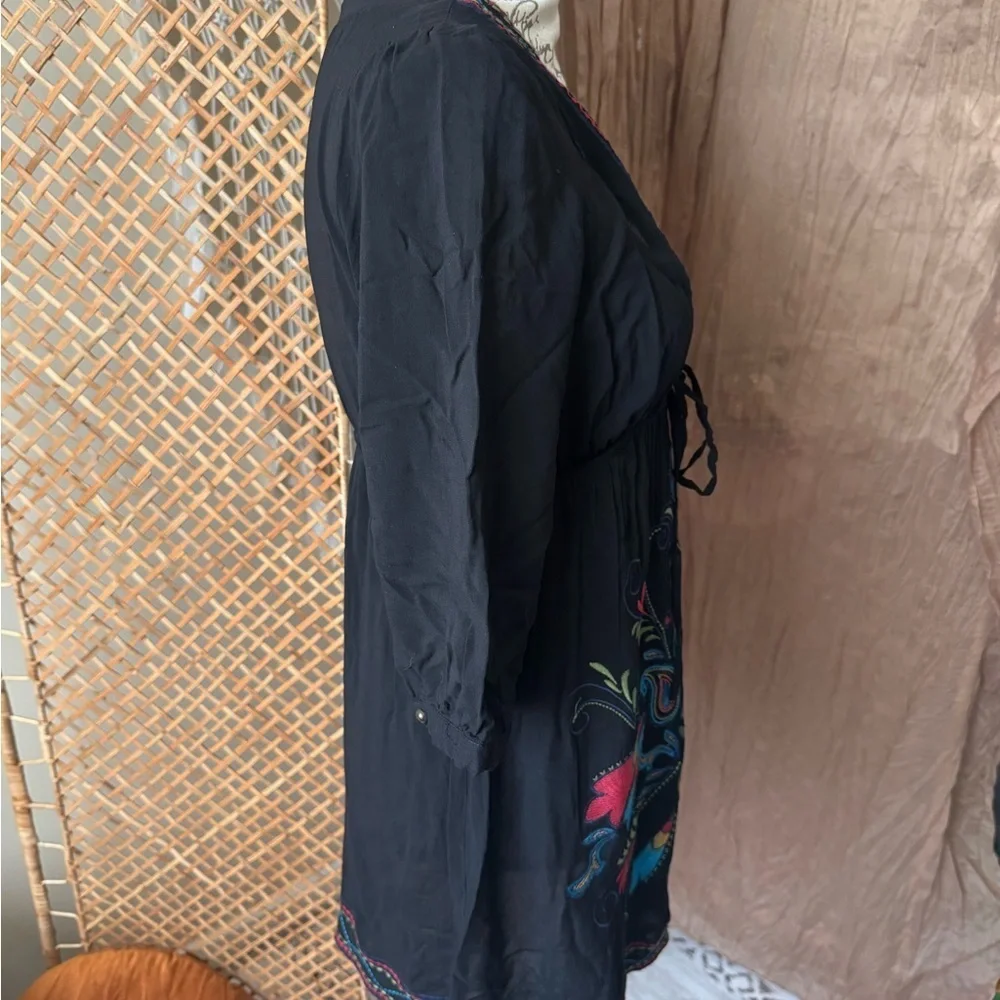 Black Boho Embroidery Tunic Top - Picture 5 of 12